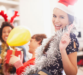 4 Don'ts for Holiday Parties 4 Don'ts for Holiday Parties